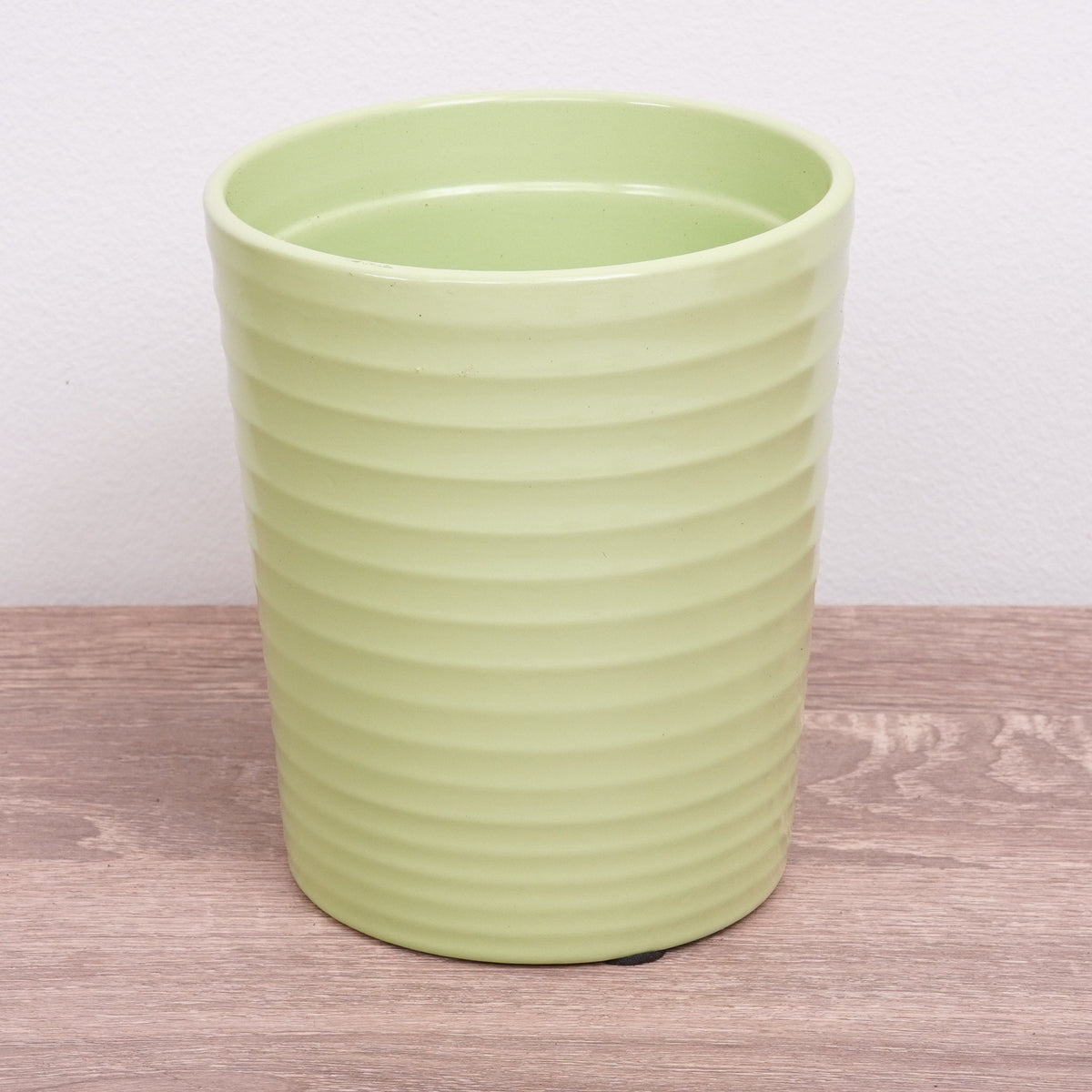 Lily Ceramic Plant Pot - Green