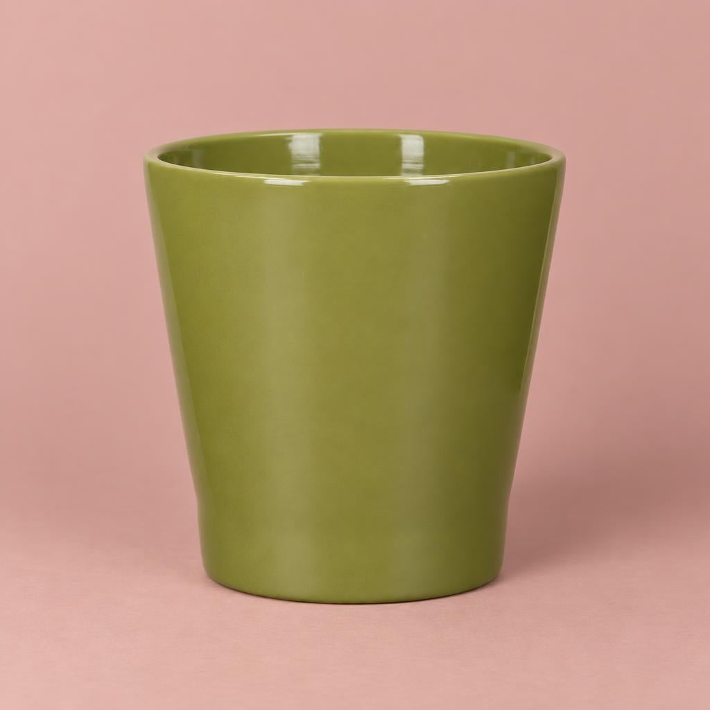 Karina plant pot in Kale with a glossy finish