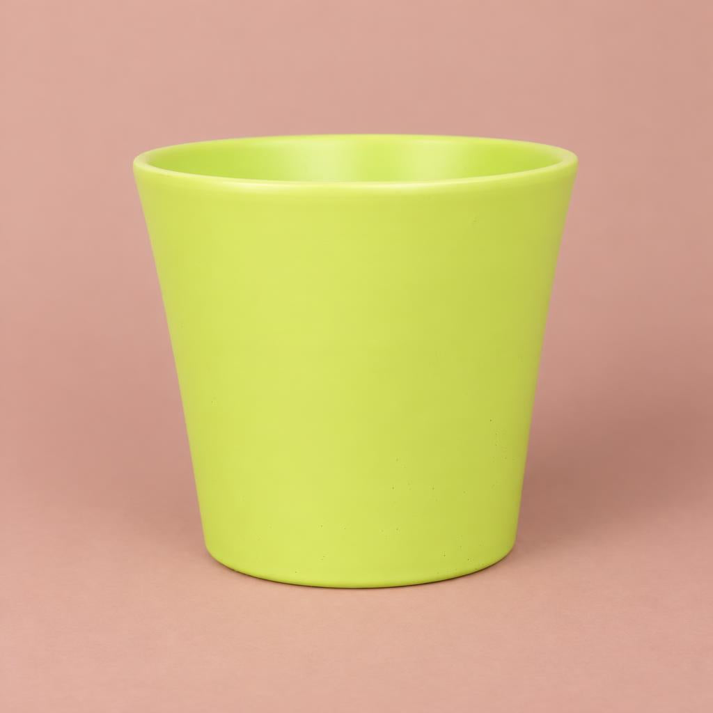 Luna plant pot in pastel green