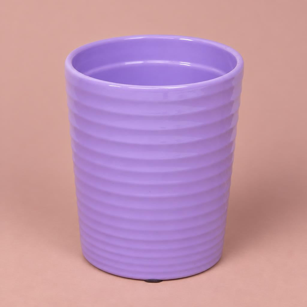 Lily ceramic plant pot in lilac