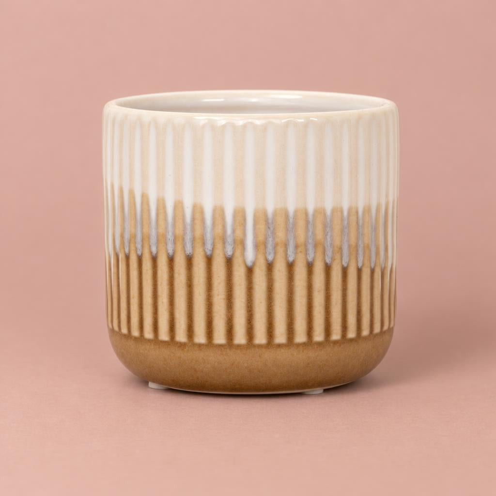 Dinky Dave plant pot in brown and cream with vertical ribbing