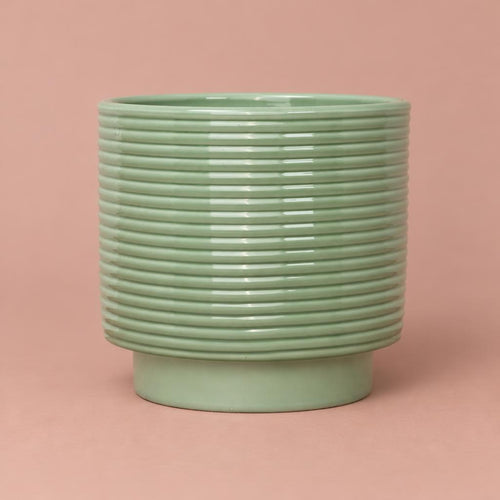 Berlin Ripple ceramic plant pot in green with horizontal ridges