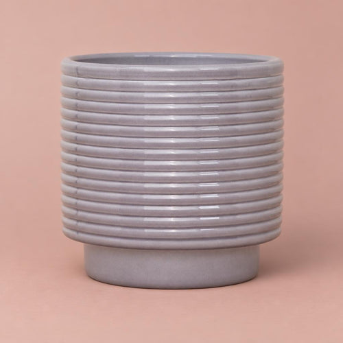 Grey Berlin Ripple Pot with a rounded profile and horizontal ripple texture