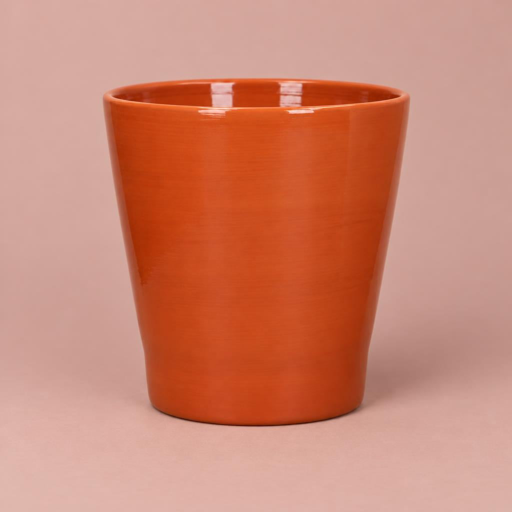 Karina plant pot in Brass with a glossy finish