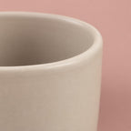 Stone Hugo plant pot with grey-white colouring