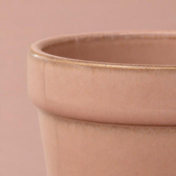 Blush Dulci Reactive pot with gentle curves
