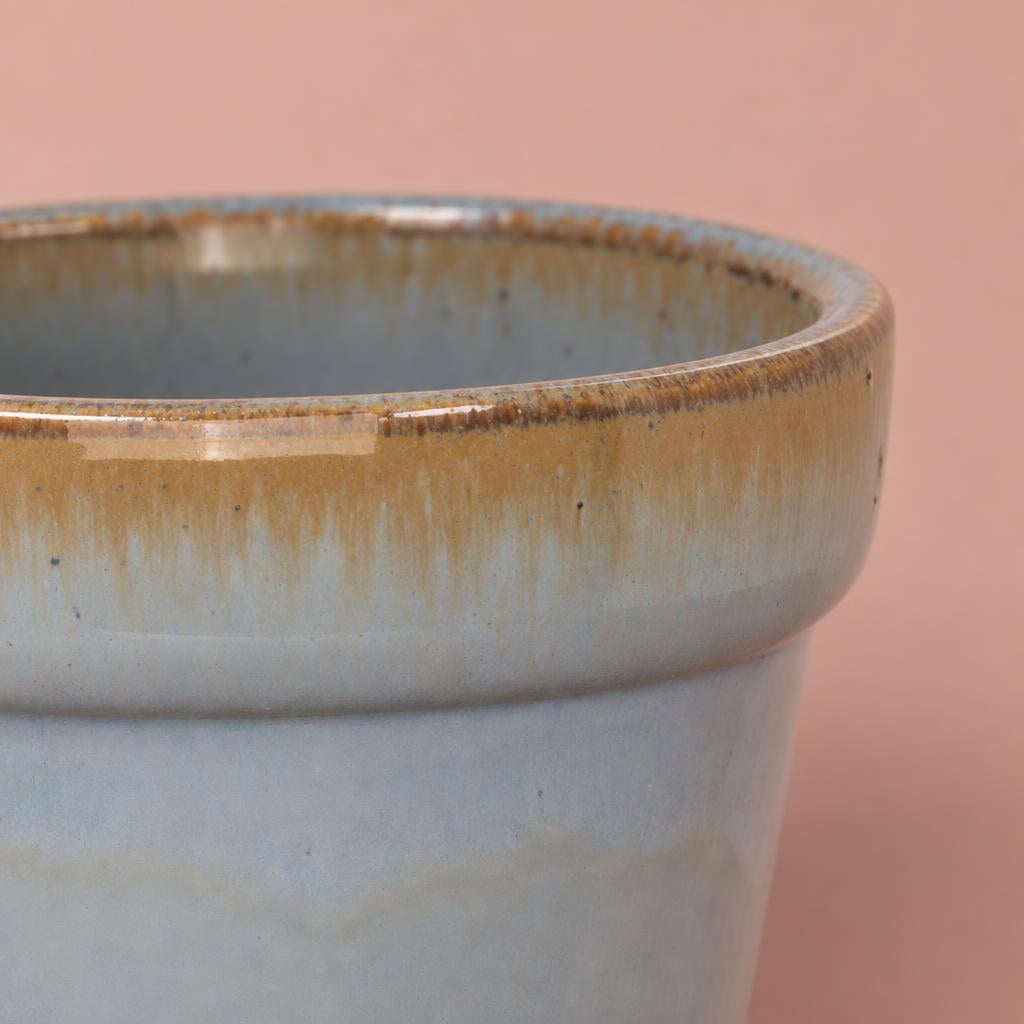 Aqua Dulci Reactive Pot with a hand-dipped glaze